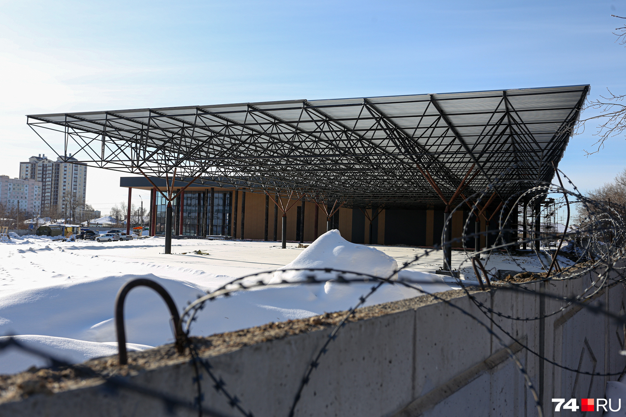 Здание будущего автовокзала находится уже в высокой степени готовности