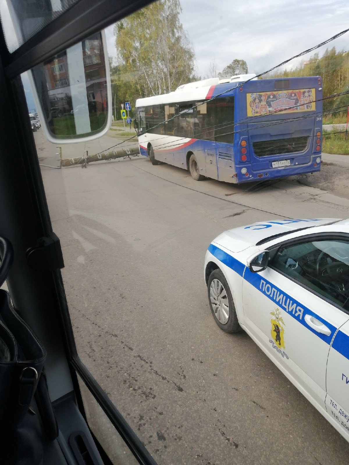 На дороге образовалась пробка На дороге образовалась пробка