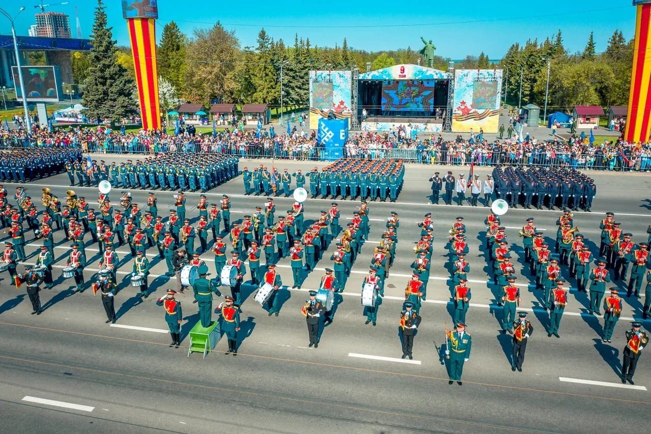 Маи уфа. День Победы Уфа. 9 Мая 2022 Уфа. 9 Мая Уфа мероприятия. 9 Мая на горсовете Уфа