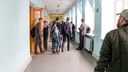 Ярославские родители — о безопасности в школах: «Пенсионеры детей не спасут»