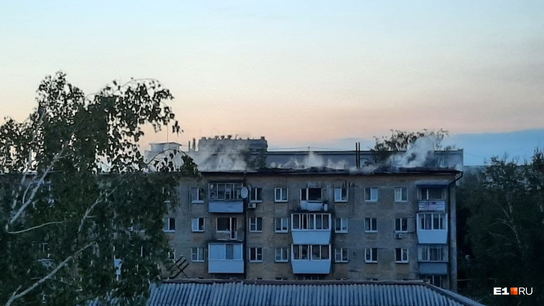 Пожар продолжался несколько часов Пожар продолжался несколько часов