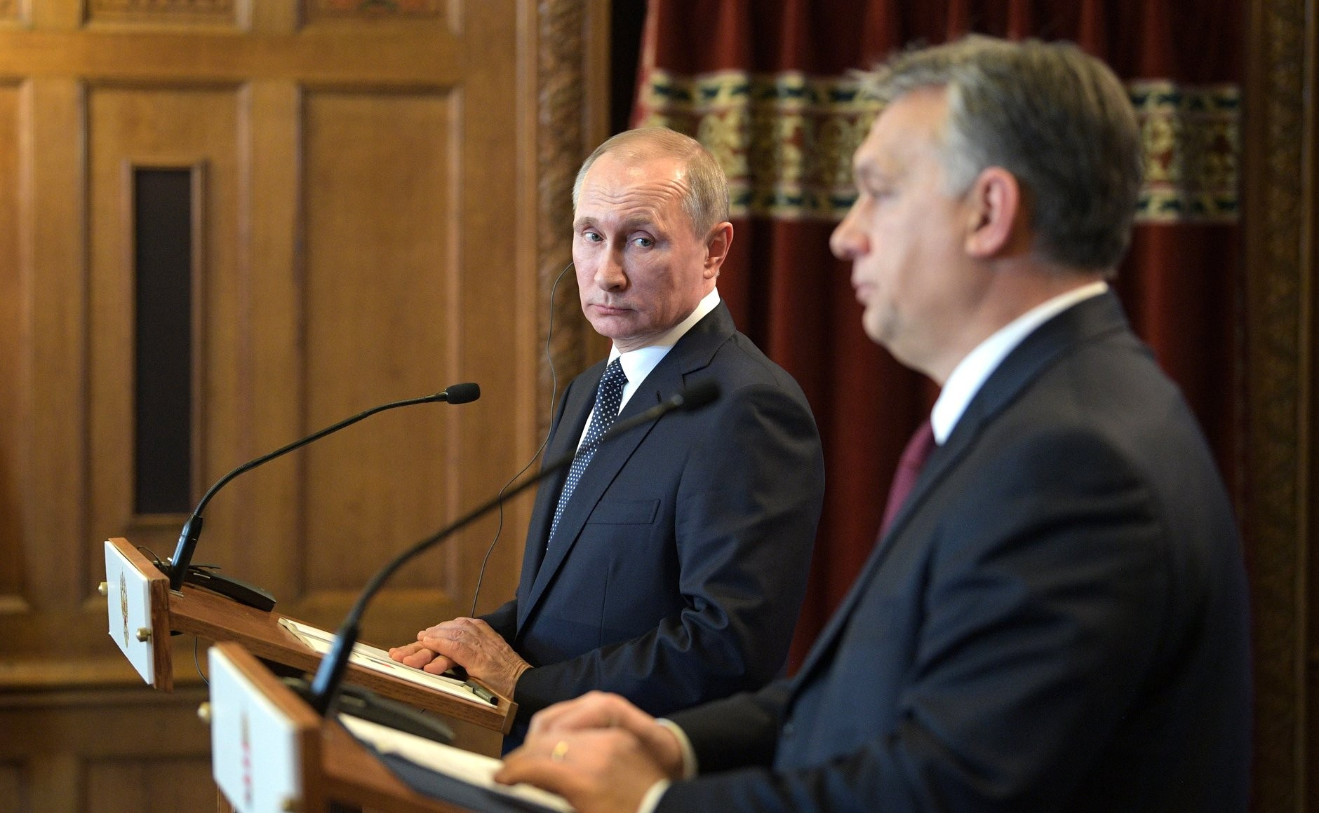 Владимир Путин с премьер-министром Венгрии Виктором Орбаном, Будапешт, 2017 год
