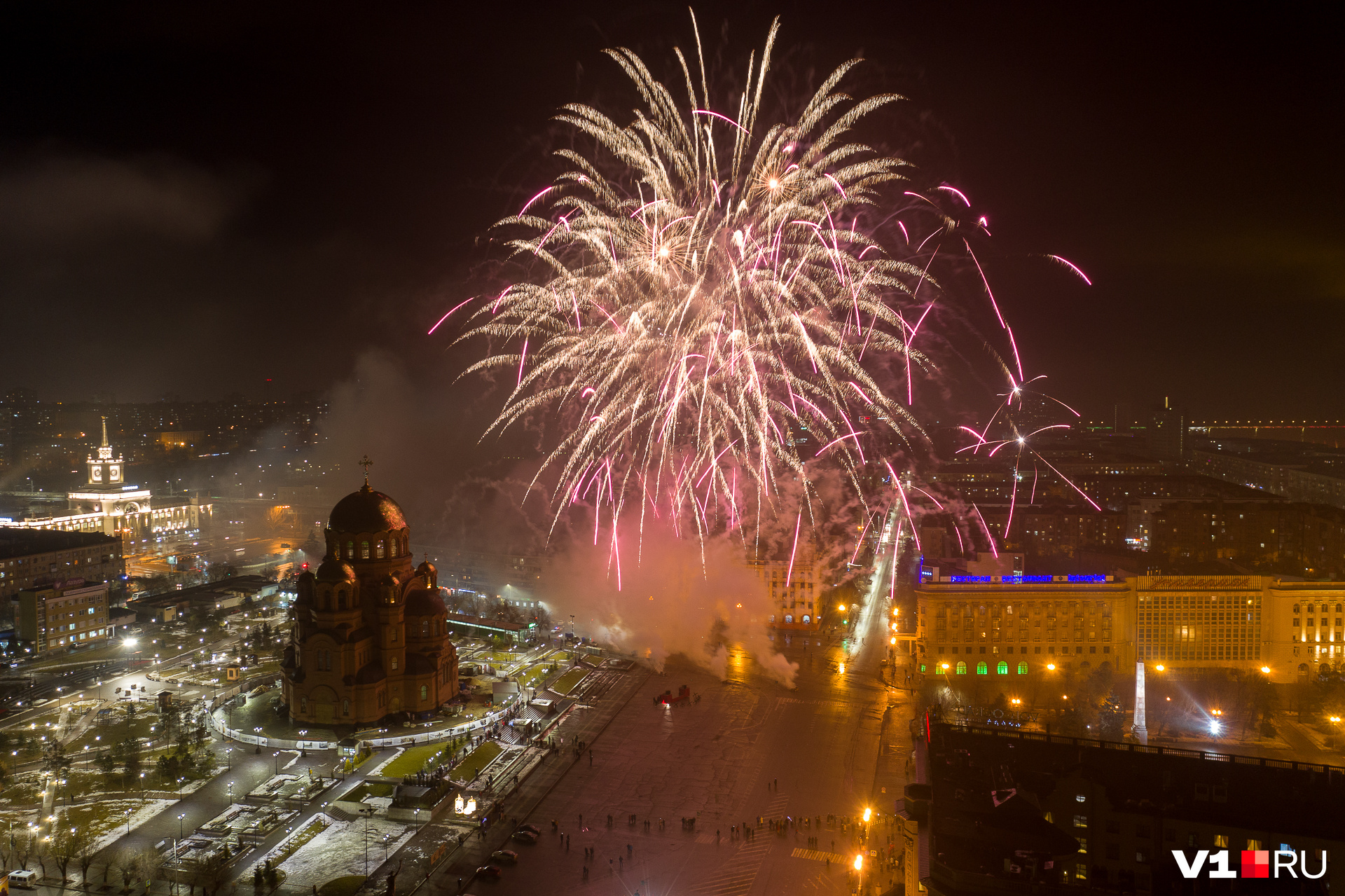 Фото салют волгоград