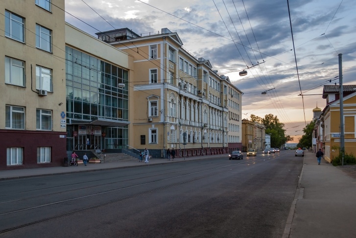 В университете обучается свыше 16 тысяч студентов В университете обучается свыше 16 тысяч студентов