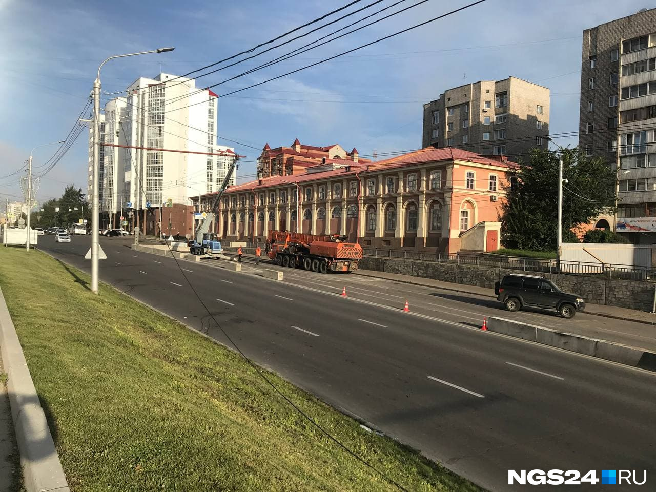 Так перекрытие дороги будет выглядеть как минимум до следующих выходных Так перекрытие дороги будет выглядеть как минимум до следующих выходных