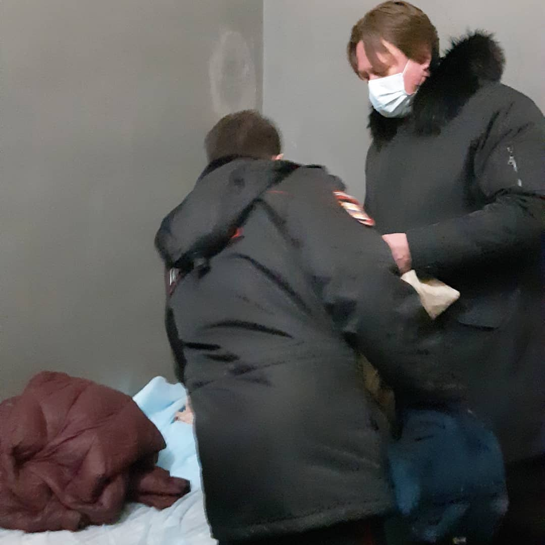 сторонники навального в уфе. лихие 90-е. задержание 90. задержание 90. задержание навального 26 марта 2017 года фото.