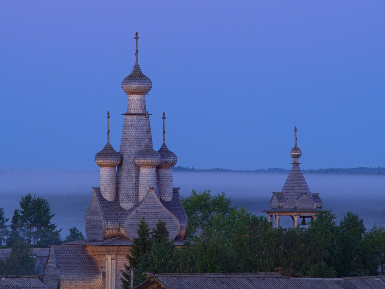 Кстати, в июле в Кимже <a href="https://29.ru/text/world/2021/07/22/70038101/" class="_" target="_blank">побывал и блогер Илья Варламов</a>. В <a href="https://29.ru/text/world/2021/07/20/70033655/" class="_" target="_blank">отличие от Соловков</a>, деревня ему очень понравилась Кстати, в июле в Кимже <a href="https://29.ru/text/world/2021/07/22/70038101/" class="_" target="_blank">побывал и блогер Илья Варламов</a>. В <a href="https://29.ru/text/world/2021/07/20/70033655/" class="_" target="_blank">отличие от Соловков</a>, деревня ему очень понравилась