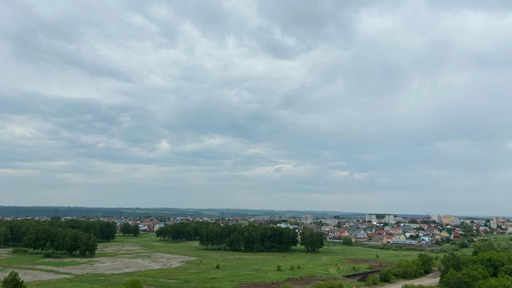 Ливень, град и грозы: в Кузбассе резко меняется погода (даем полный прогноз на выходные)