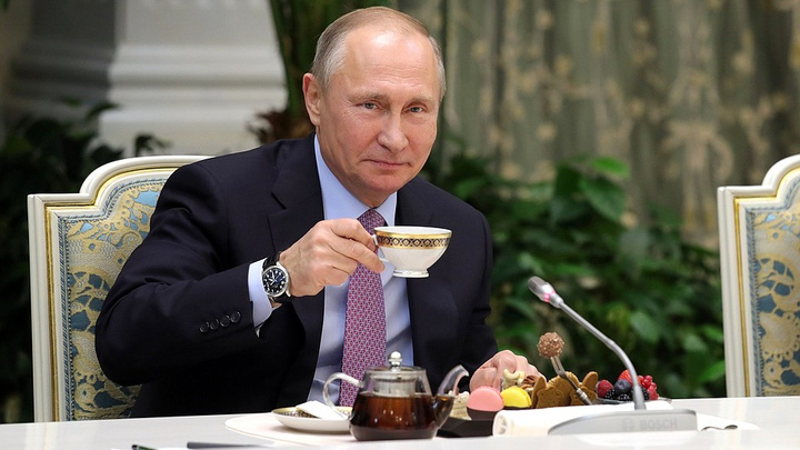 Неприхотлив в еде и предпочитает русскую кухню. Что ест Владимир Путин