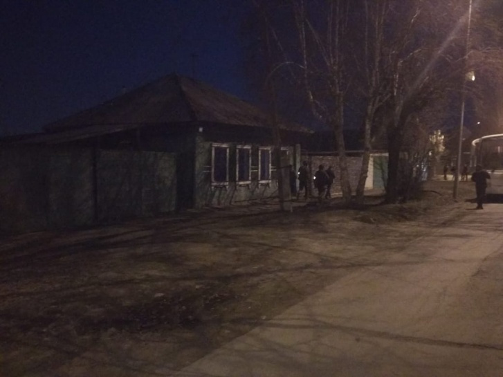В ночь с 12 на 13 апреля <nobr class="_">2019 года</nobr> в одном квартале работали десятки сотрудников всех силовых ведомств В ночь с 12 на 13 апреля <nobr class="_">2019 года</nobr> в одном квартале работали десятки сотрудников всех силовых ведомств