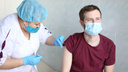 Как ставят прививку от коронавируса в Новосибирске: кому могут отказать и нужно ли сдавать антитела