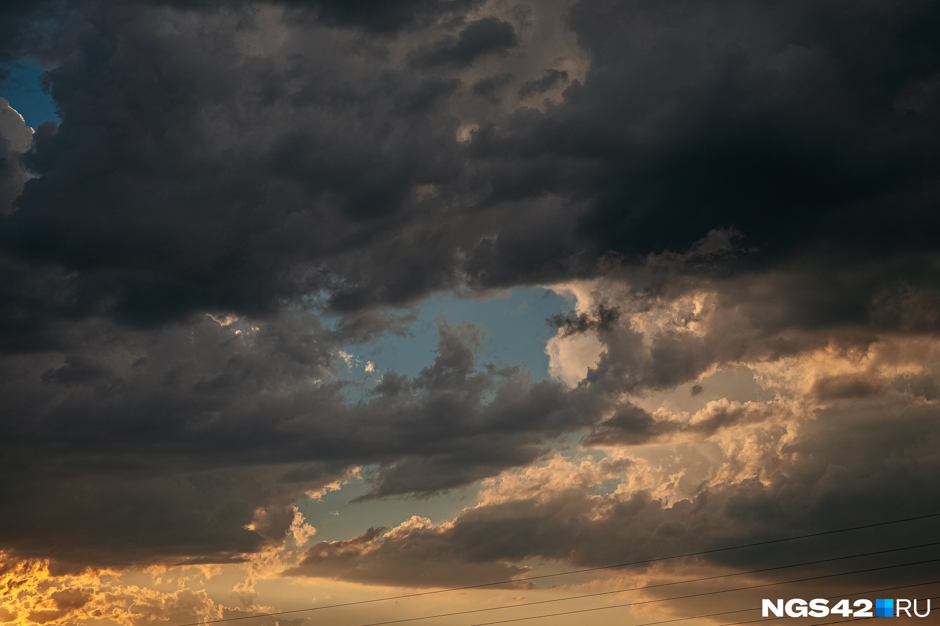 Волшебное небо. Аниме облака. Голубое небо аниме. Потрясающее небо. Чудесное небо.