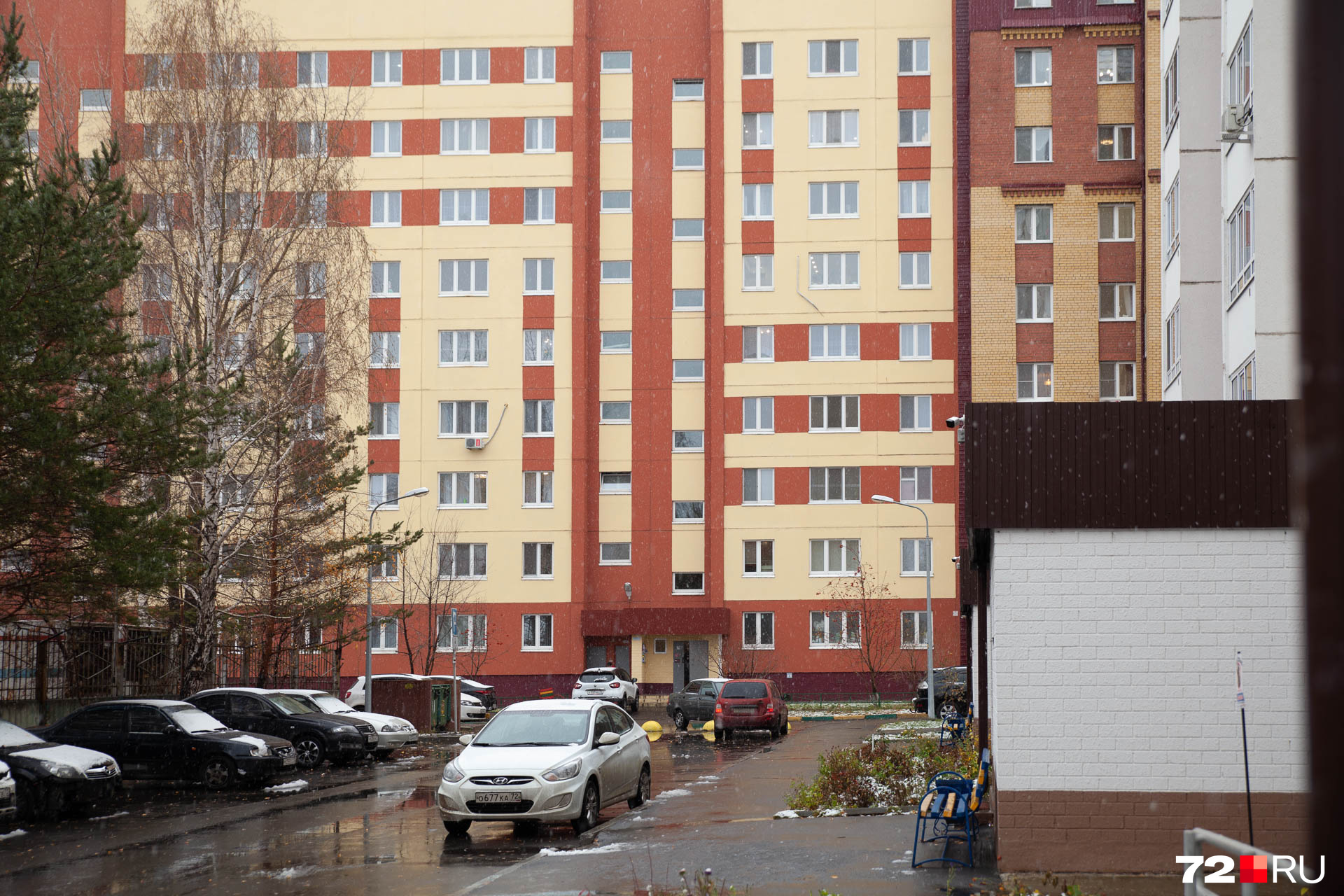 А так сегодня выглядит «пизанская башня». После ремонта там продали квартиры другим людям. Местные жители говорят, что цена за квартиру была в два раза ниже рыночной А так сегодня выглядит «пизанская башня». После ремонта там продали квартиры другим людям. Местные жители говорят, что цена за квартиру была в два раза ниже рыночной