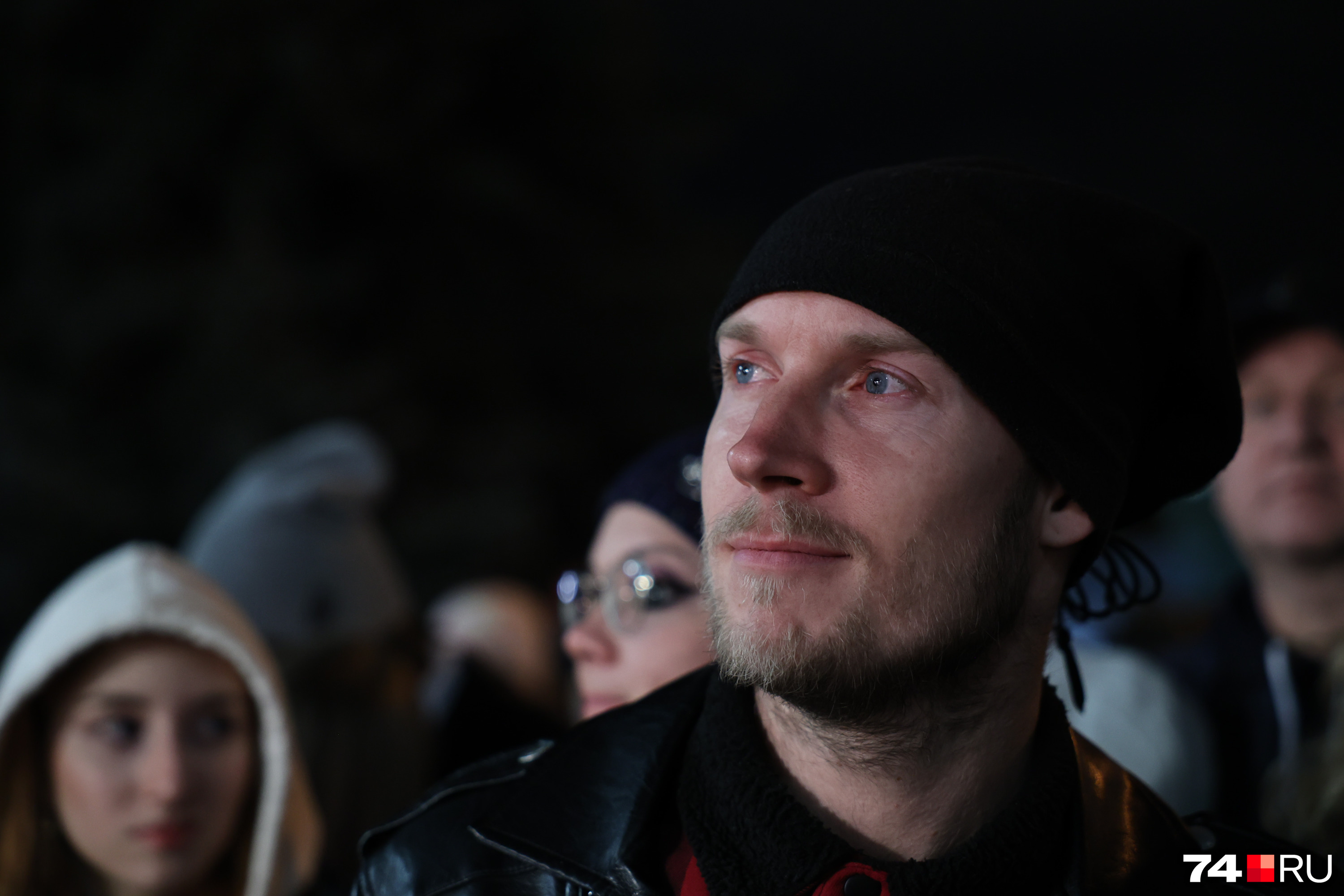Сегодня можно было и посмотреть на симпатичных девушек... Сегодня можно было и посмотреть на симпатичных девушек...