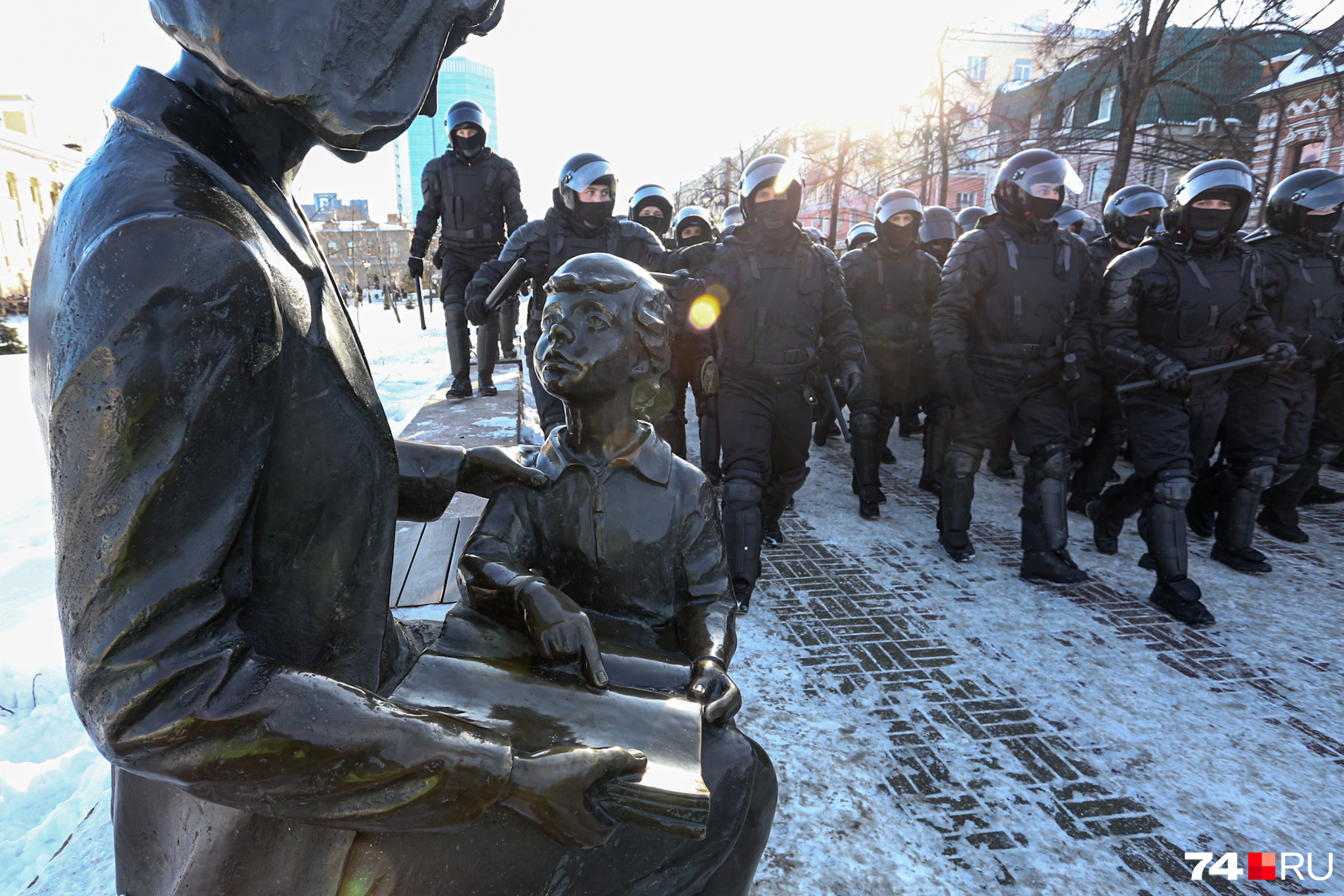 Перед акцией детям объяснили, чем опасно участие в ней Перед акцией детям объяснили, чем опасно участие в ней