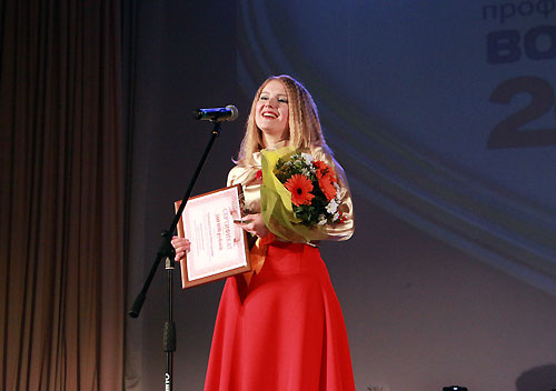 Елена Чибунец был признана лучшим воспитателем в 2017 году Елена Чибунец был признана лучшим воспитателем в 2017 году