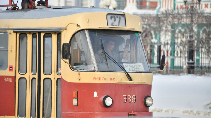 В Гортрансе объяснили, почему этим утром в Екатеринбурге не ходили трамваи