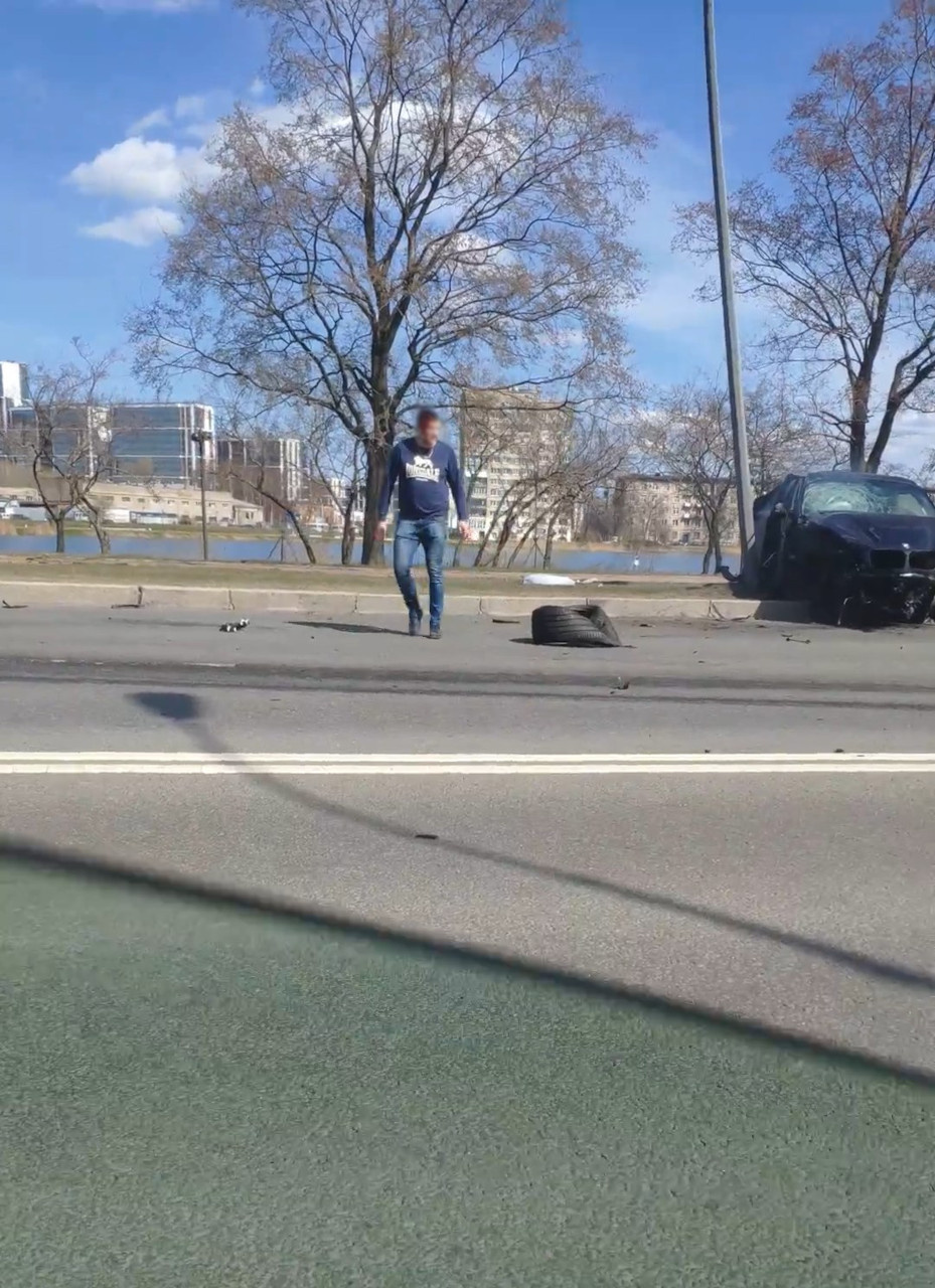 Скриншот видео из группы <a href="https://vk.com/wall-68471405_15006713" target="_blank" class="io-leave-page _">«ДТП и ЧП | Санкт-Петербург»</a>
