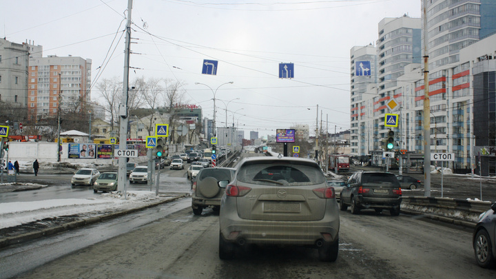 В центре Екатеринбурга установили новые камеры. Когда ждать штрафов