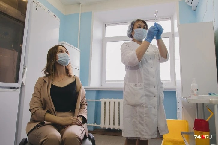 Для быстрой вакцинации студентов в Челябинской области приберегли «Спутник Лайт»