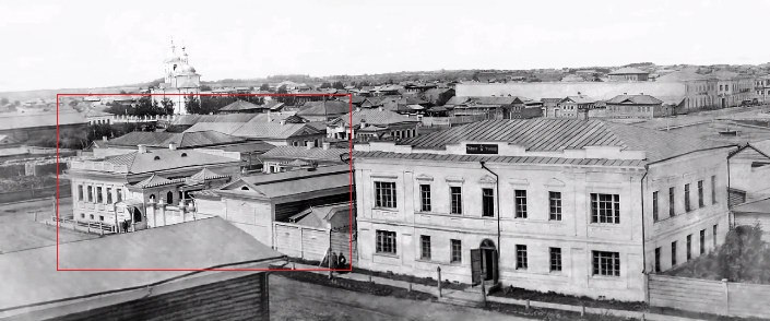 Фото 1871 года и уничтоженная усадьба <nobr class="_">С. Гилёва</nobr>. На ее месте поставили корпус ТюмГУ в 70-ее
