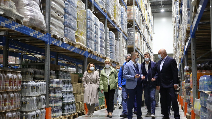 В Кемерове открыли новый логистический центр за 2 млрд. Он должен стабилизировать рост цен на продукты