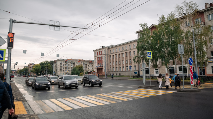 Жители Новокузнецка услышат тревожные сигналы. Они вновь будут звучать два дня подряд