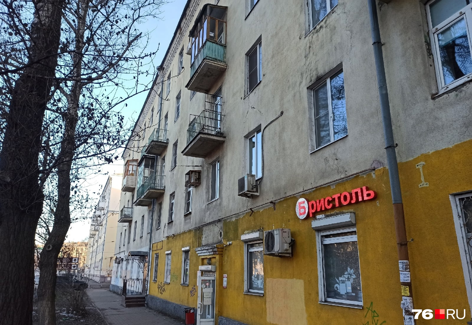 Урбанисты уверяют, что так делать нельзя, потому что это портит облик города Урбанисты уверяют, что так делать нельзя, потому что это портит облик города
