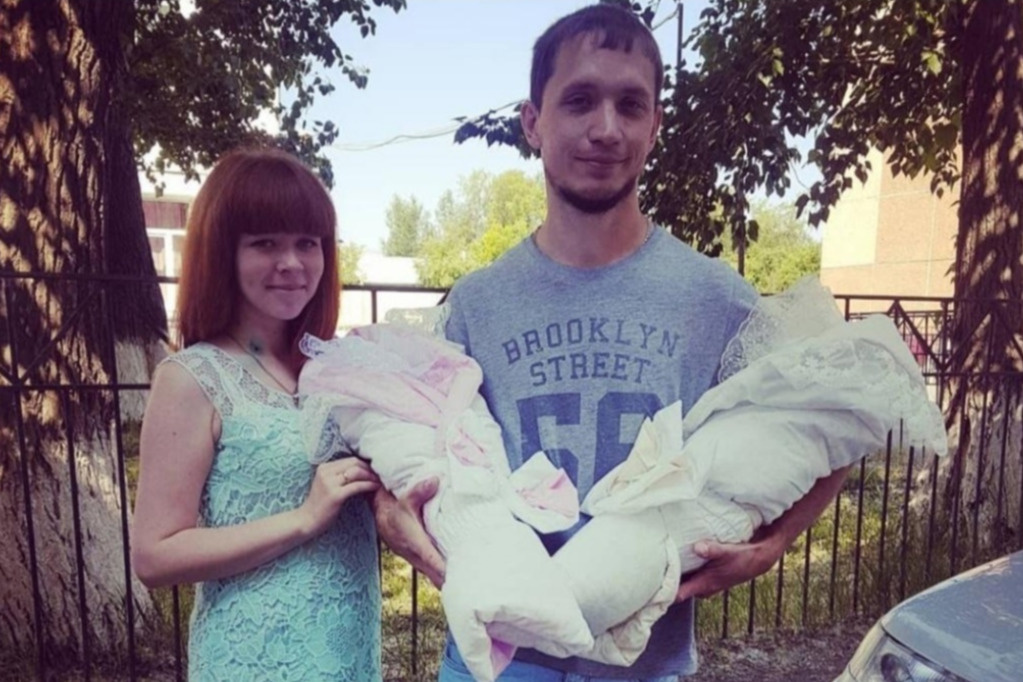 Екатерина очень благодарна врачам, которые спасли ее и выходили ее двойняшек Екатерина очень благодарна врачам, которые спасли ее и выходили ее двойняшек