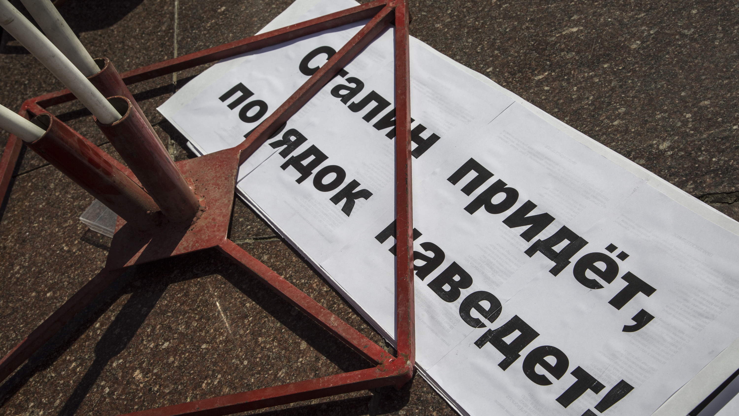 Придет ли социальный капитал в Россию? Медиамагнат — о распределении веников и пряников в Волгограде