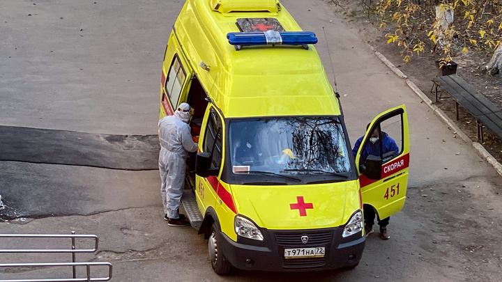 Три тысячи медиков переболели ковидом в Тюменской области. Всех предлагают бесплатно отправить в санатории