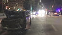 Поворот не туда: в центре Волгограда мужчина выехал на встречку и протаранил легковушку