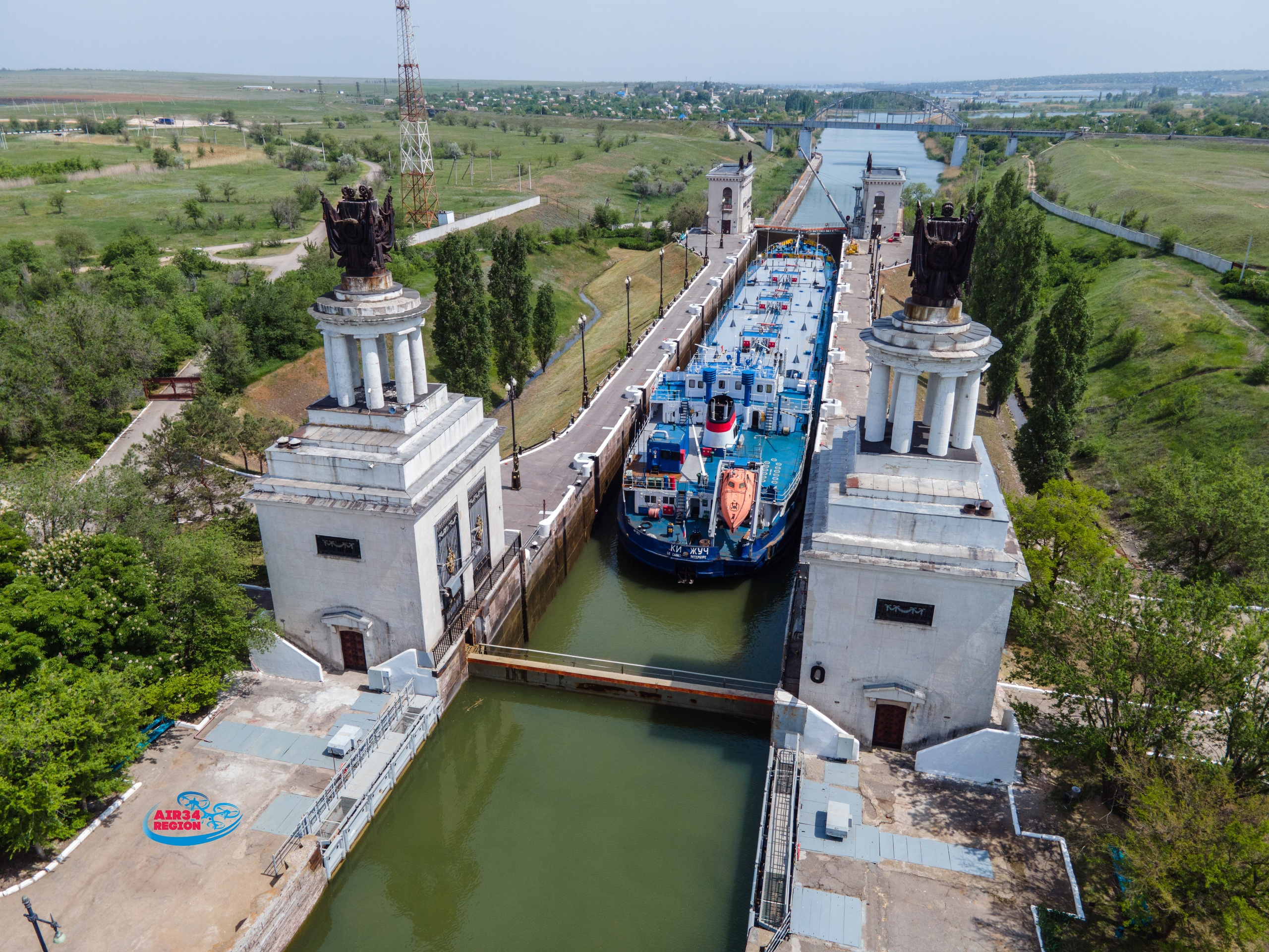 Волго донской 3. Волго-Донской канал Волгоград. Шлюзы Волго-Донского канала Волгодонск. Судоходный канал Волгодонск. Шлюз 9 Волго-Донской канал.