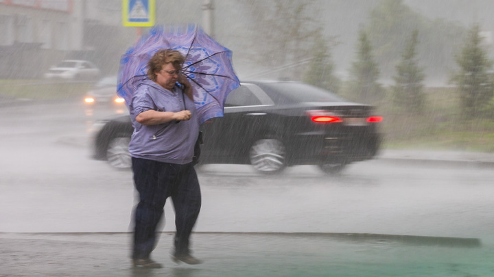 «Опасная погода»: главный синоптик России предрек Красноярскому краю ливни и сильные ветра