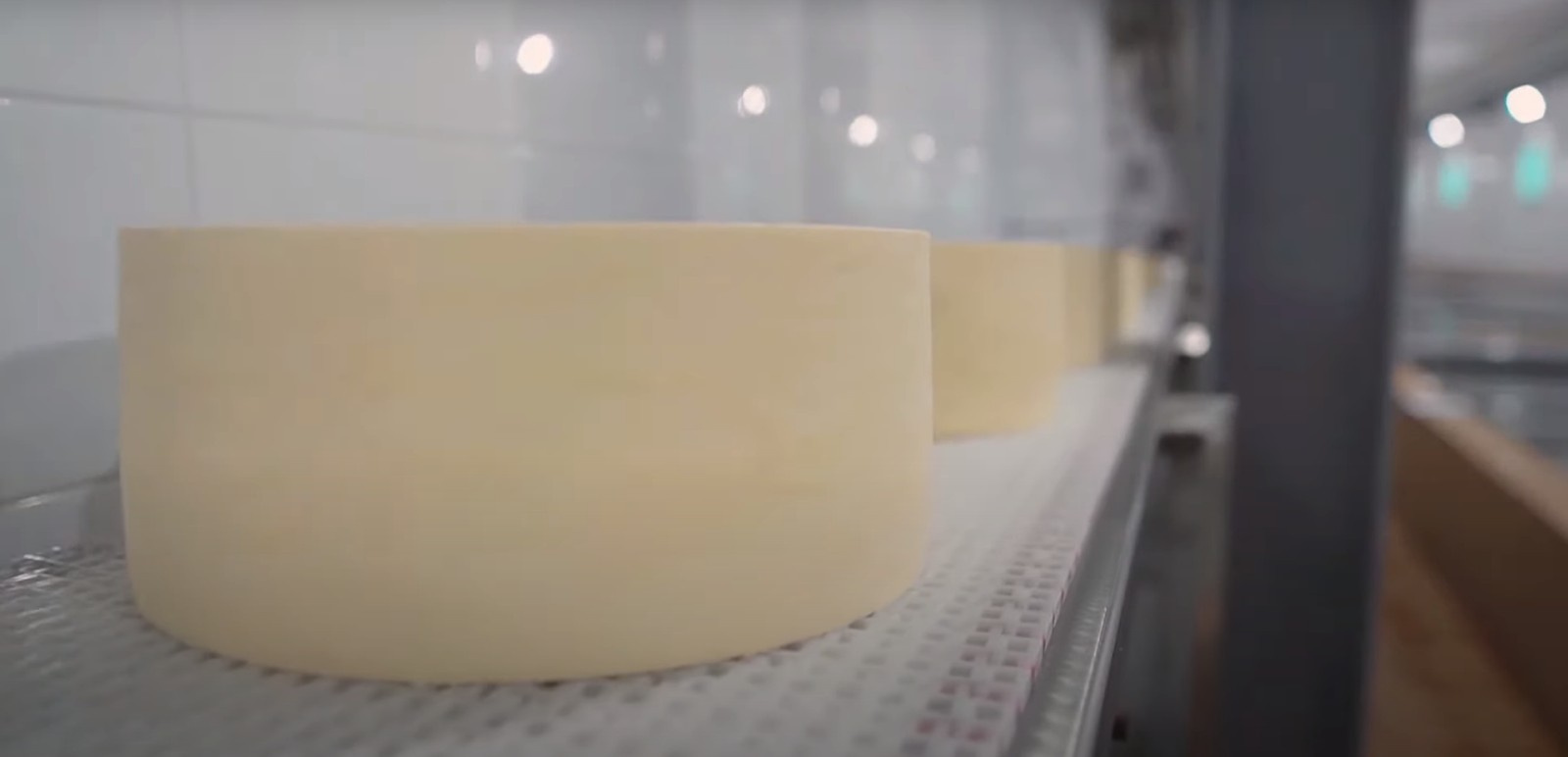 Юговской комбинат — один из крупнейших производителей качественной продукции из натурального молока