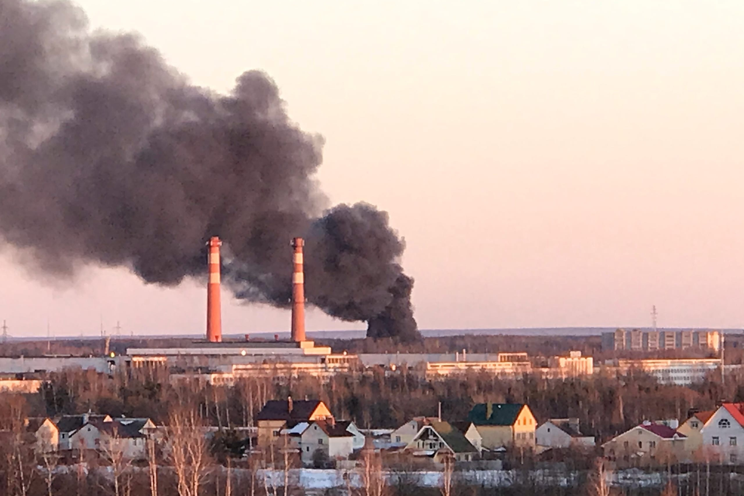 Пожар за волгой ярославль