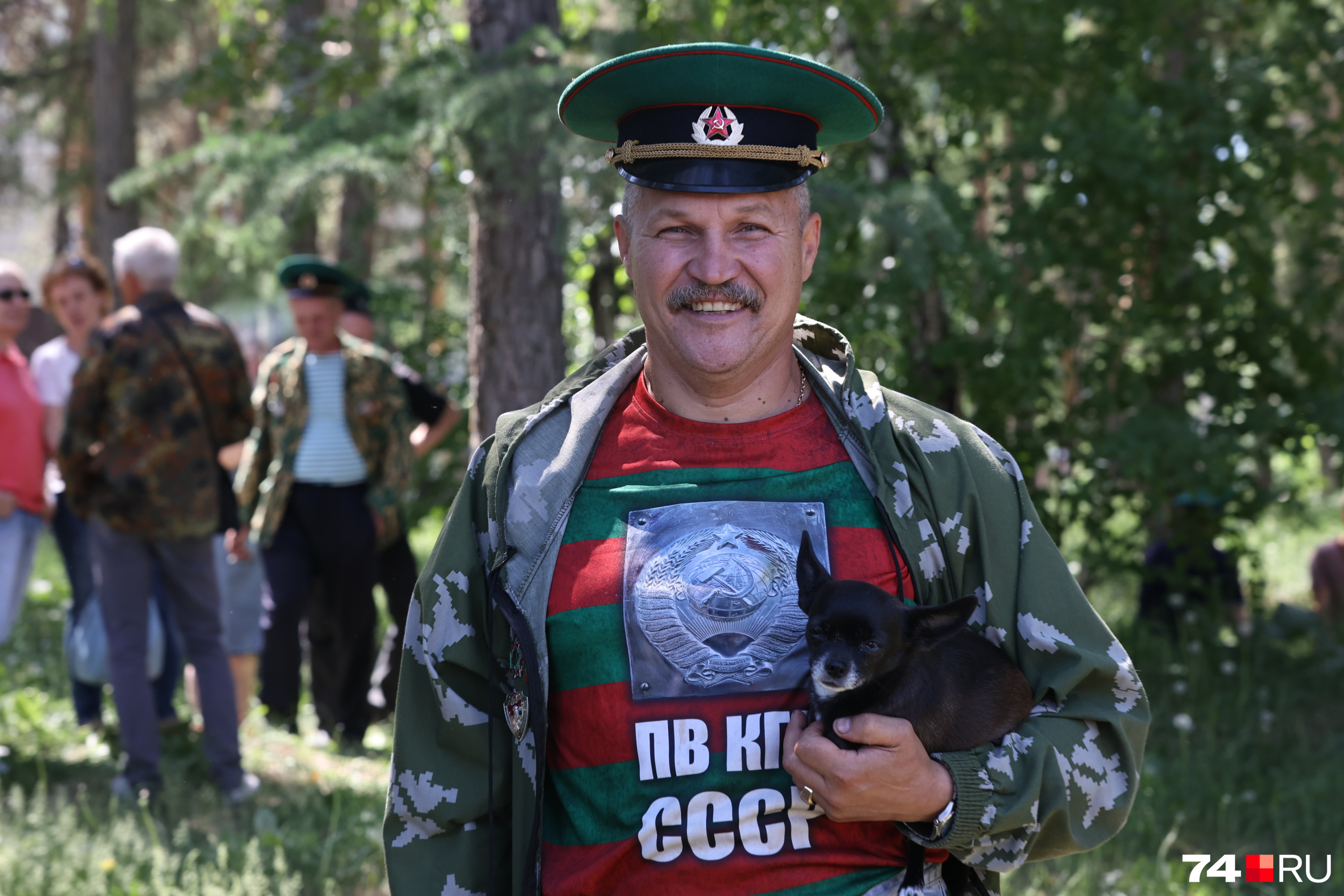 Для многих отмечающих сегодня праздник челябинцев служба в ПВ пришлась на советское время Для многих отмечающих сегодня праздник челябинцев служба в ПВ пришлась на советское время