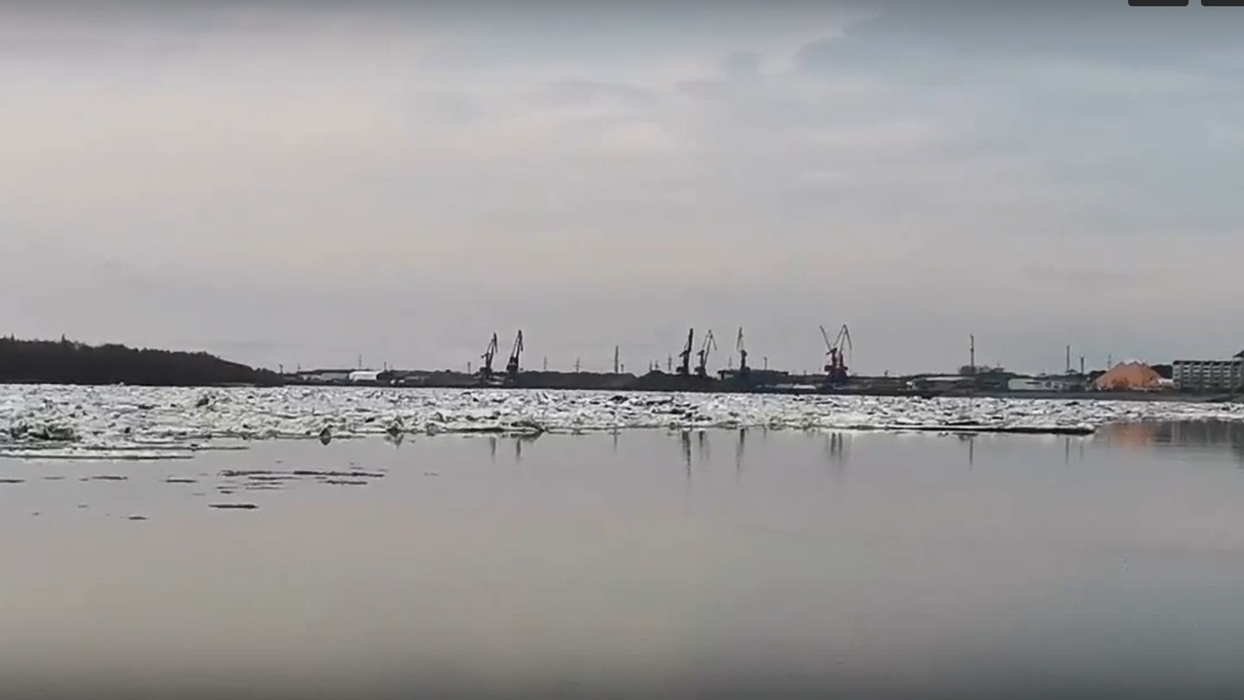 Всё идет по плану: в Нижневартовск пришел «большой» ледоход. Публикуем видео