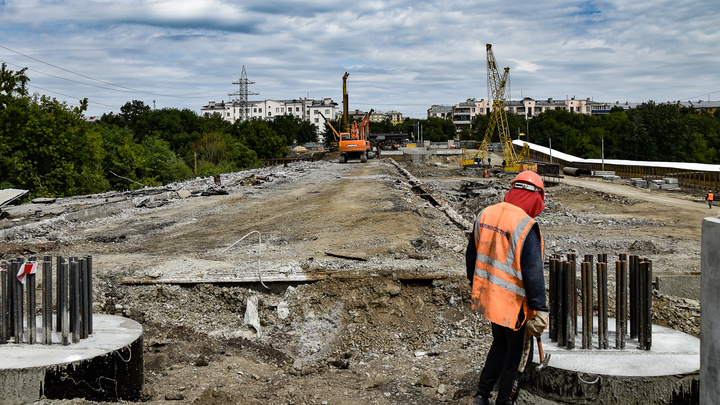 Как Челябинск наводит мосты: смотрим на стройку года и новую зону успокоенного движения