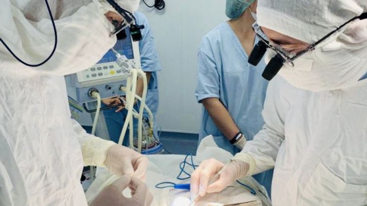 Красноярские врачи экстренно вылетели в Бурятию на операцию недоношенных младенцев