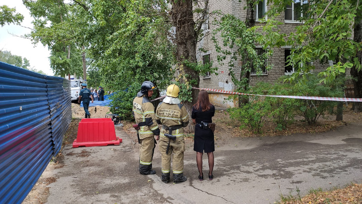 Взрыв газа произошел в трехэтажном доме на Светлоярской
