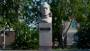 Ремонтировать памятник Роману Куликову будет фирма, которая благоустраивала набережную за «Прагой»