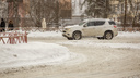 Вдали от дома мэра: как на самом деле чистят дороги в Ярославле. <nobr class="_">17 реалистичных</nobr> фото