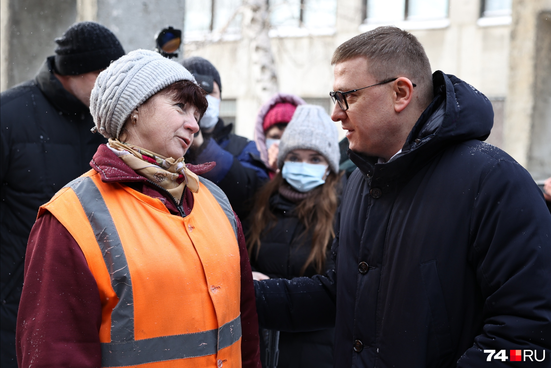 Набравшись смелости, сотрудницы обратились к губернатору и сказали, что сейчас «всё очень плохо», они ждут обещанных улучшений Набравшись смелости, сотрудницы обратились к губернатору и сказали, что сейчас «всё очень плохо», они ждут обещанных улучшений