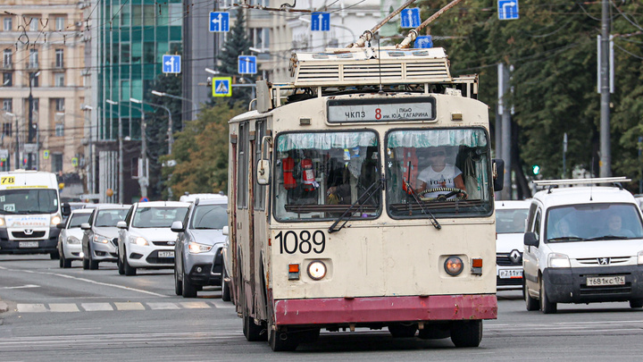 В День города общественный транспорт Челябинска начнет работать с пяти утра