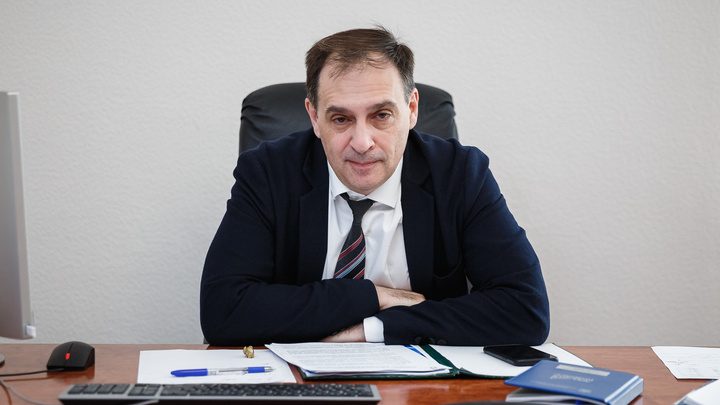 Третья волна COVID, новые больницы и проблемы в онкослужбе: интервью с зампредседателя правительства Кузбасса