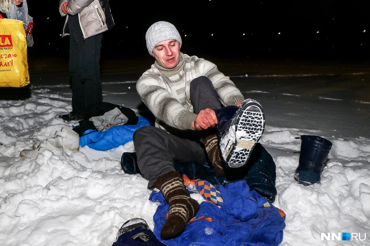 Нельзя нырять с головой или прыгать с разбегу», нижегородский врач  рассказала о правилах купания в Крещение 17 января 2021 год - 17 января  2021 - nn.ru