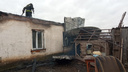 В Новосибирской области загорелся частный дом, в котором находились дети. Один ребенок погиб