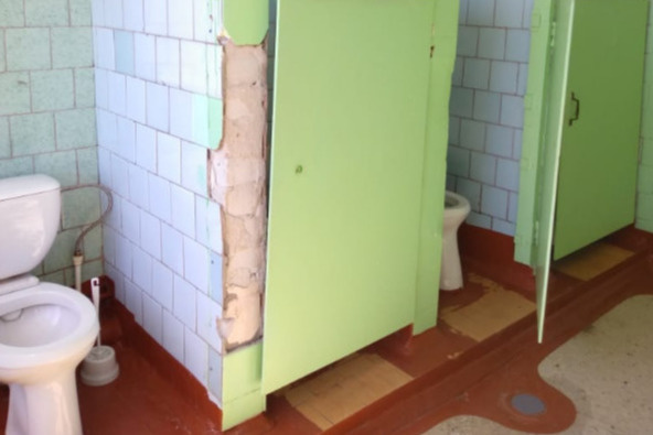 Надписи на стенах и дверях туалетов [Сборник] (fb2) читать онлайн