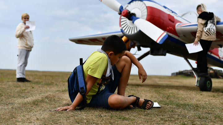 Аэродром Логиново открыли для детей. Публикуем фоторепортаж со «Дня Авиатора»